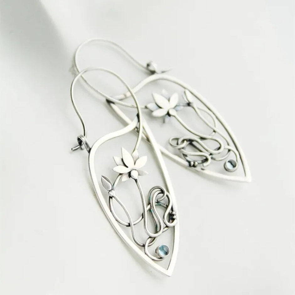 Lotus Flower Design Silver Metal Earrings / Ruchi