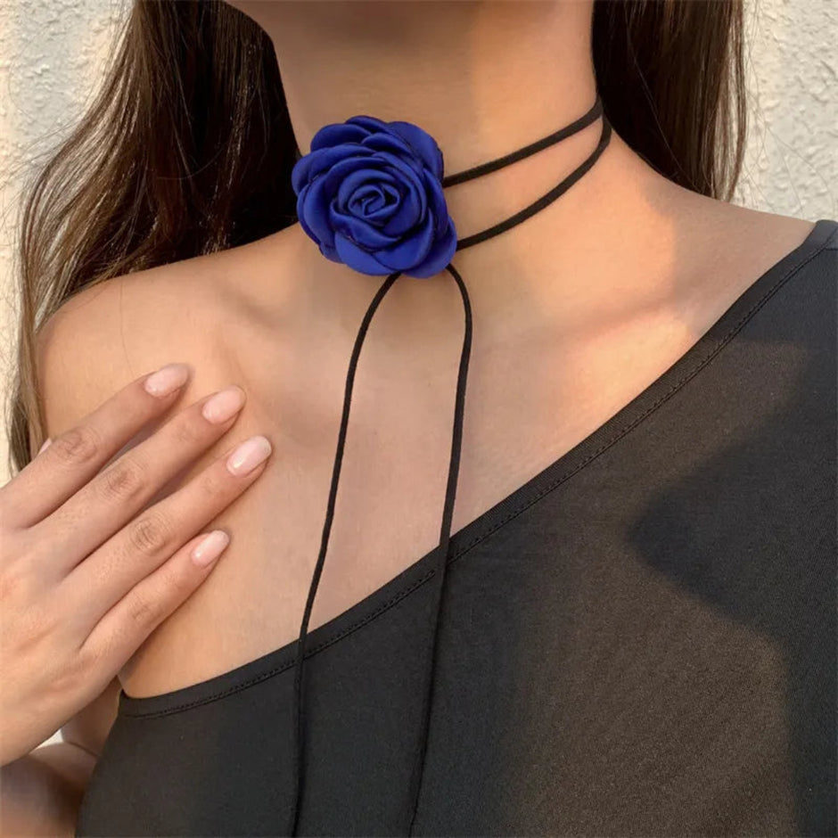 Floral Rope Choker Necklace / Ruchi