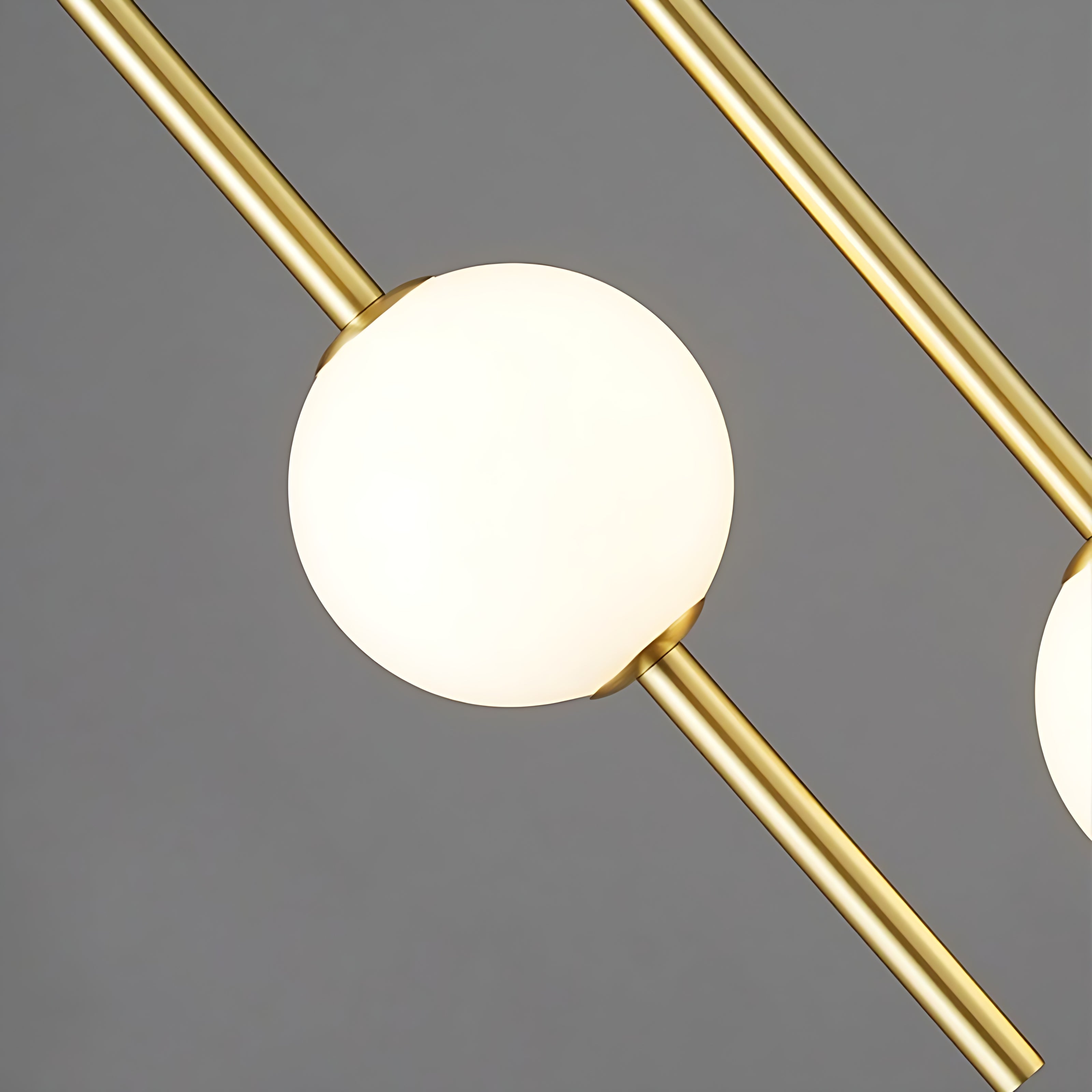 Round Glass Ball LED Pendant Light / Ruchi