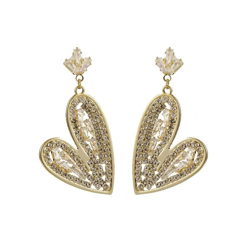 Elegant Heart Shape Crystal Metal Drop Earrings / Ruchi