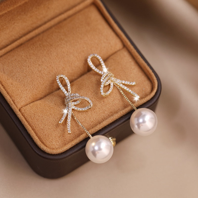 1 Pair Golden Bowknot Pearl Zirconia Metal Earrings / Ruchi