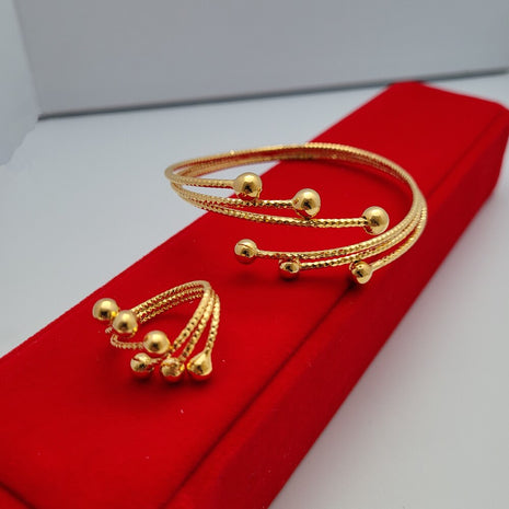 Golden Metal Cuff Bangle And Ring Set / Ruchi