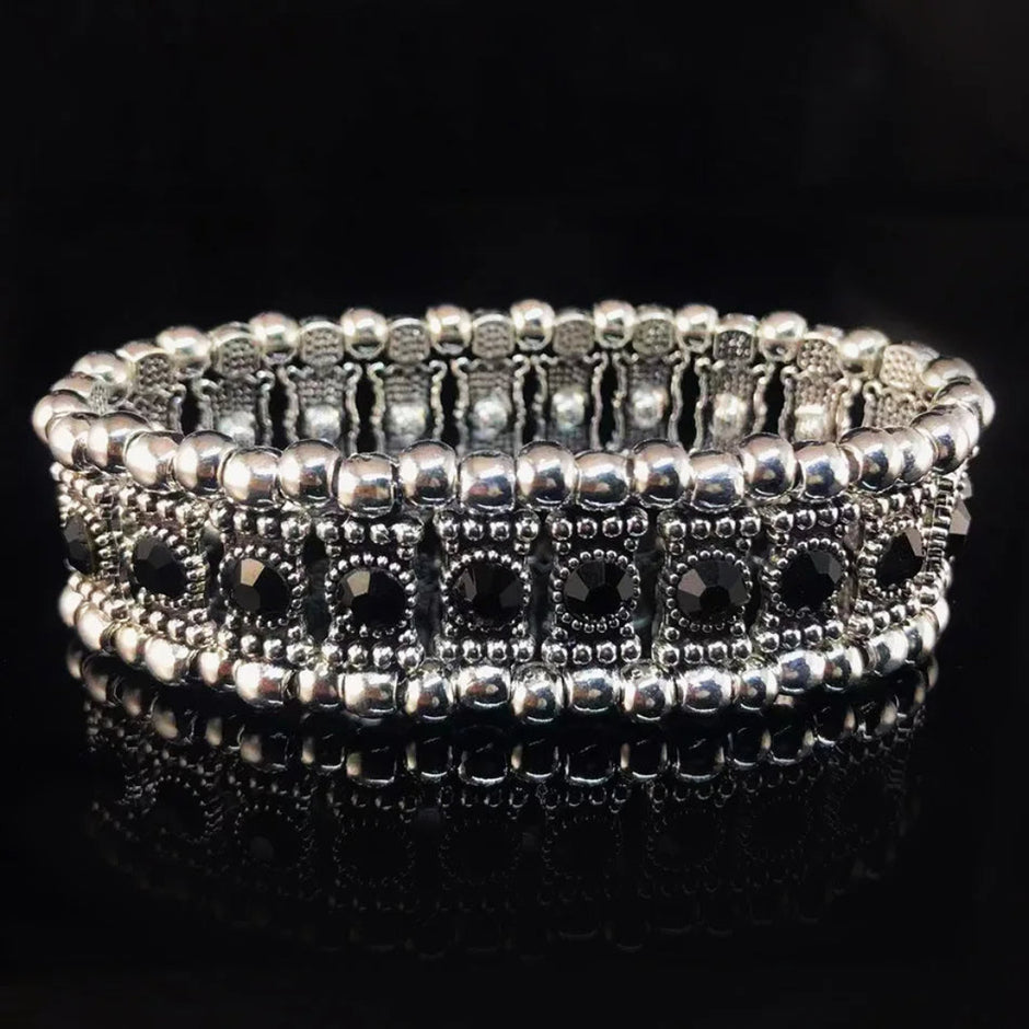 Black Stone Designer Beaded Bracelet / Ruchi