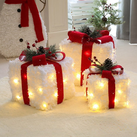 Set Of 3 Metal Christmas Gift Boxes / Ruchi