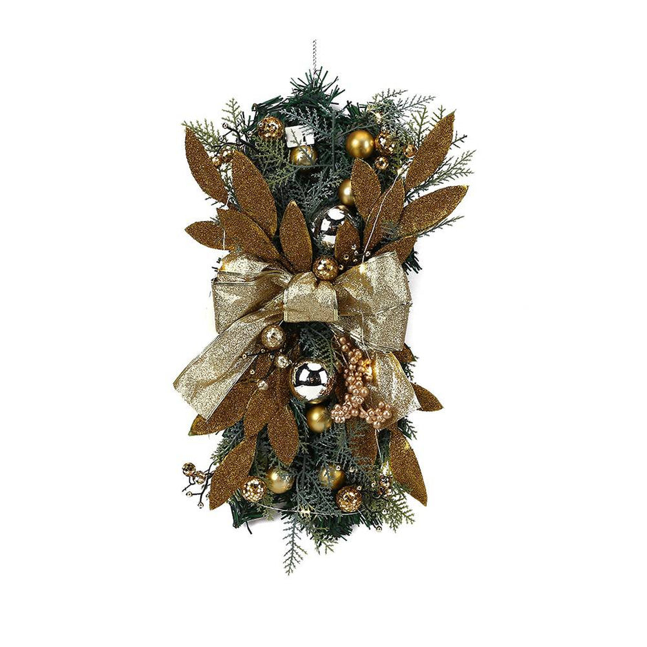 Artificial Stairway Christmas Wreath With LED Lights / Ruchi