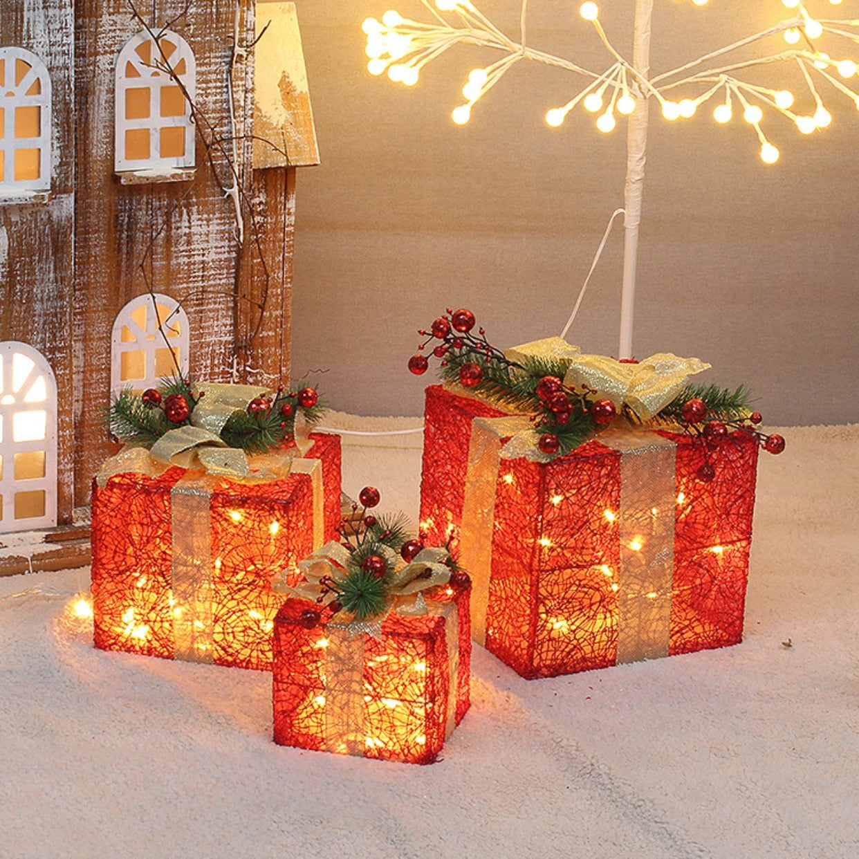 Set Of 3 Metal Christmas Gift Boxes / Ruchi