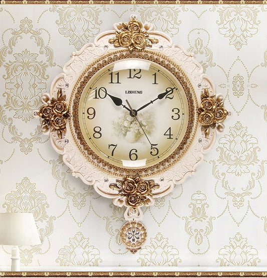 Antique European Style Artistic Wall Clock / Ruchi