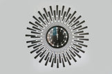 Alluring Shiny Metal Wall Clock / Ruchi