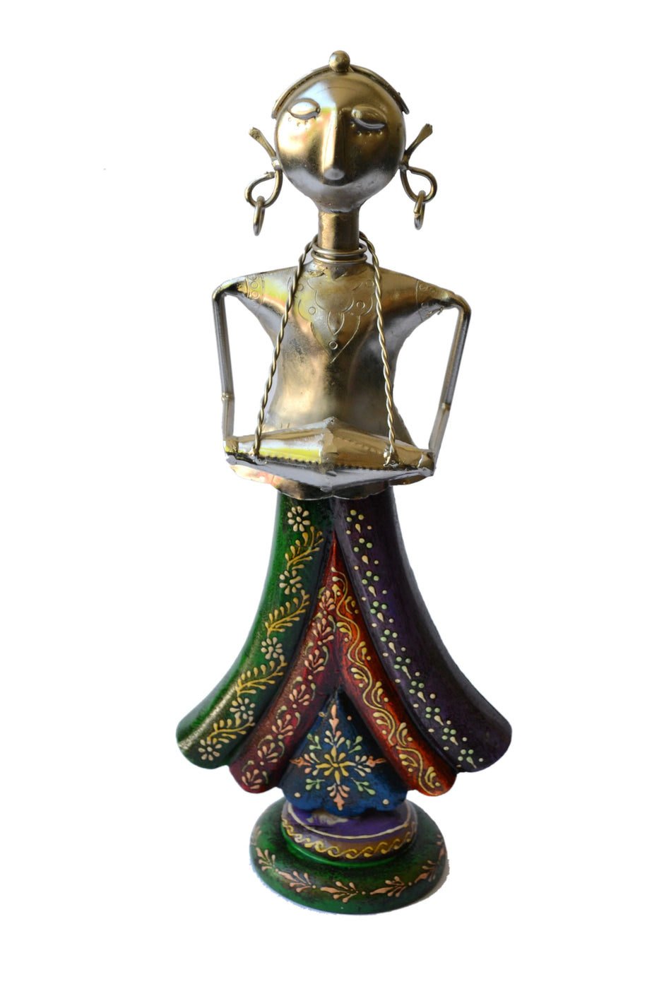 Metal Chromatic Endearing Musician Statue / Ruchi