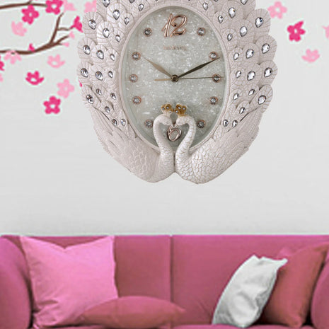 Exquisite Swan Design Glass Clock / Ruchi