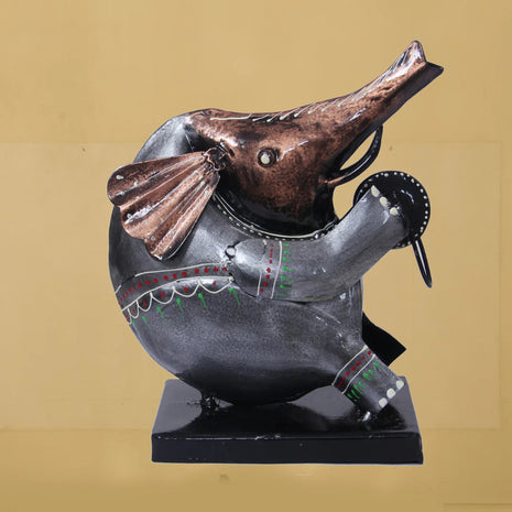 Exceptional Masterpiece Metal Crafted Showpiece / Ruchi