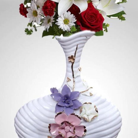 Minimal White Spiral Ceramic Vase / Ruchi
