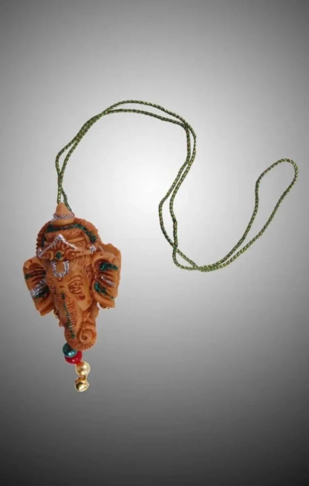 Simply Muted Decorative Idol Wall Hanging / Ruchi
