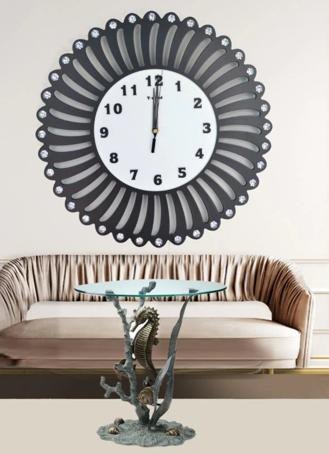 Modern Digital Quartz Glass Clock / Ruchi